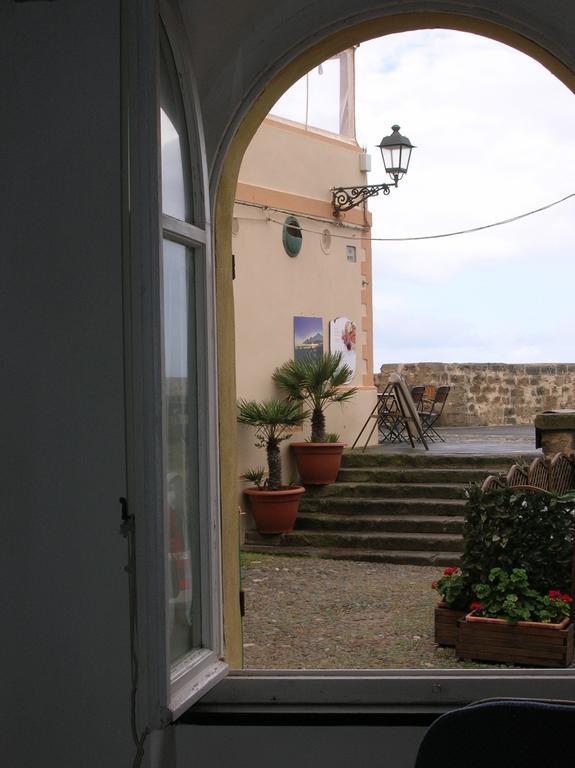 Alghero Fish House Camera foto